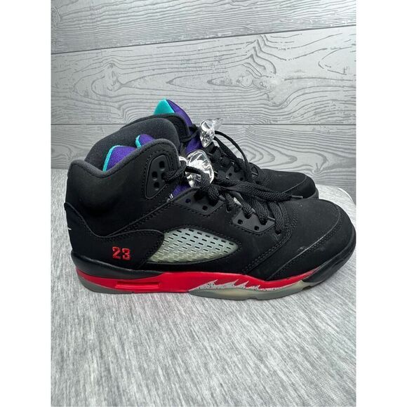 Nike Air Jordan 5 Retro “Top 3” GS Shoes 7Y CZ2989-001 Fire Red Metallic Grape